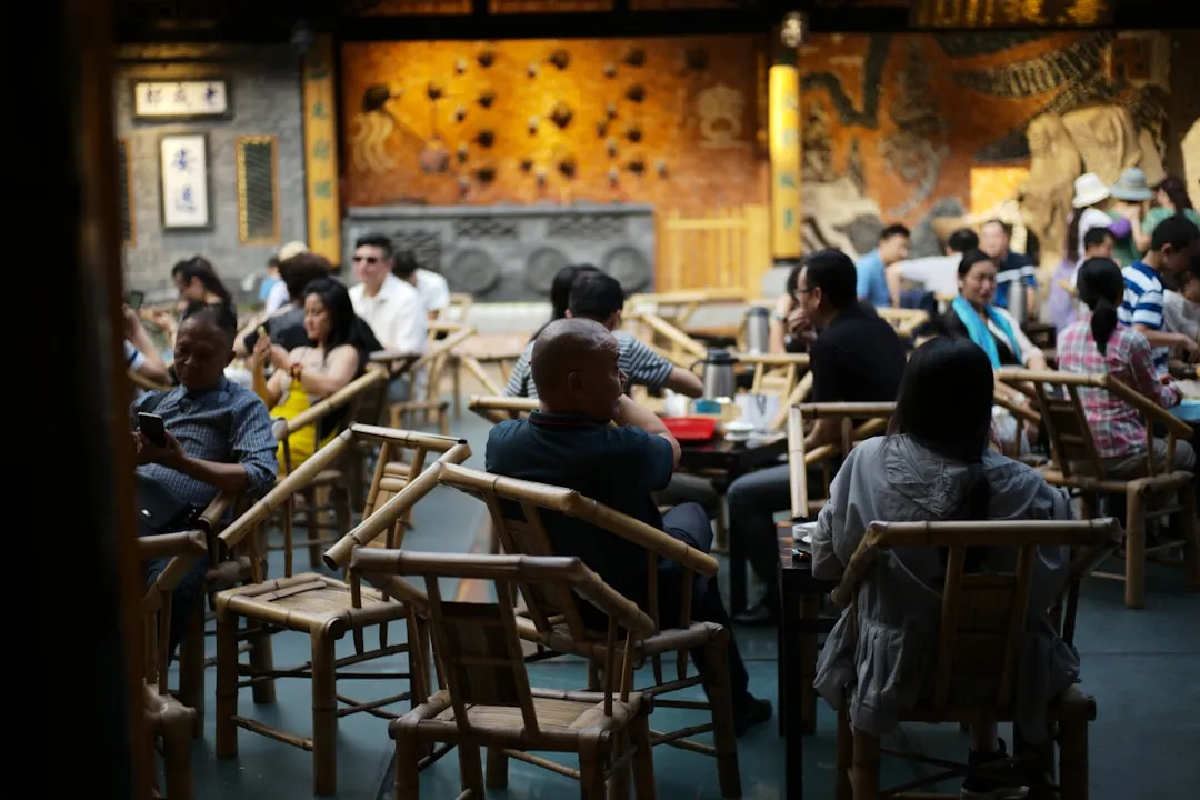 深圳智能卡企业如何构建安全高效的学校门禁考勤管理平台封面图
